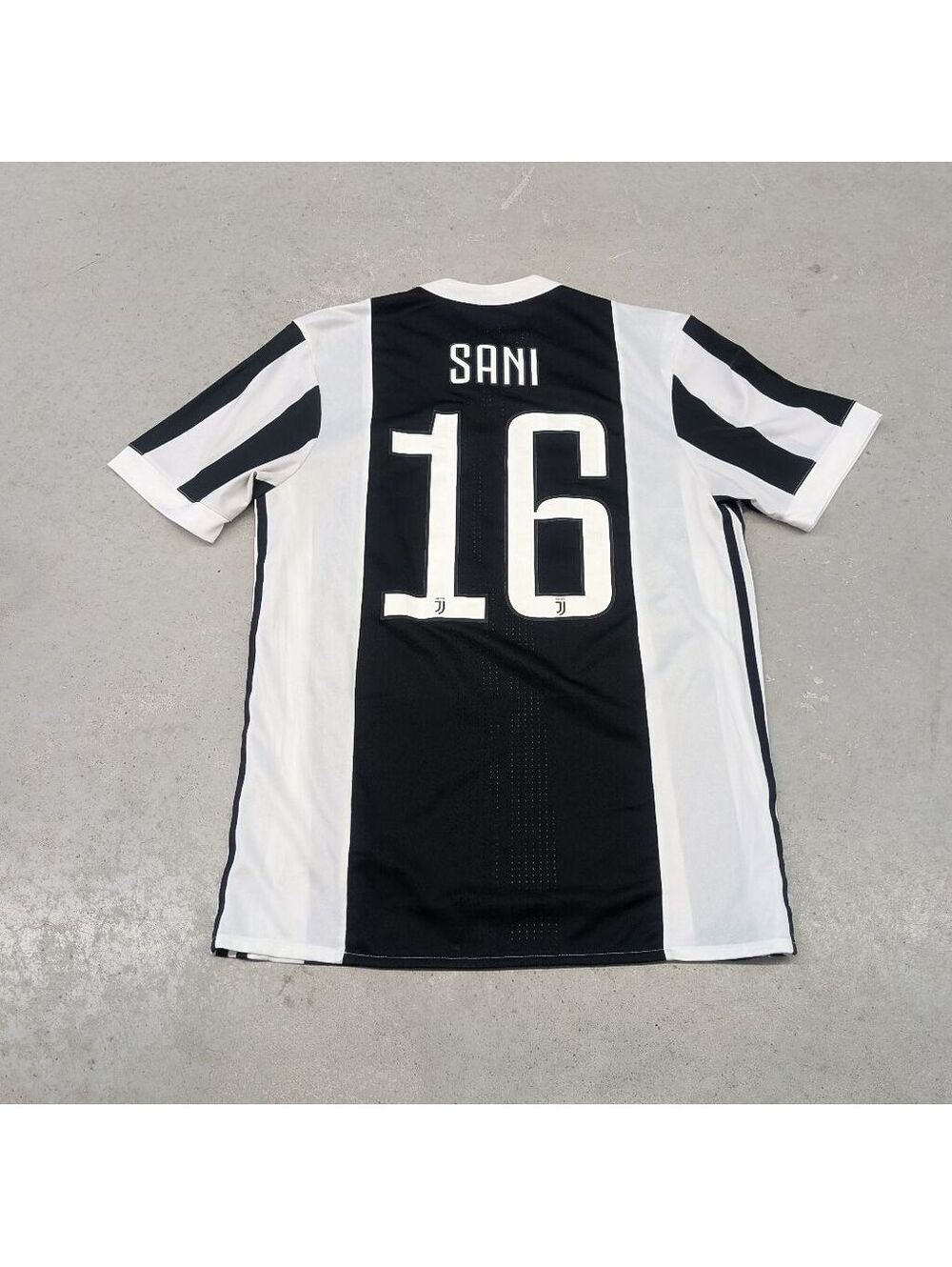 Adidas Juventus Italy 2017–18 Adidas Custom Home Jersey Kit